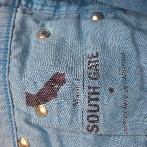 Adriano Goldschmied Jeans In A Pretty Bright Blue. The Stevie Ankle. - Picture 11 of 12